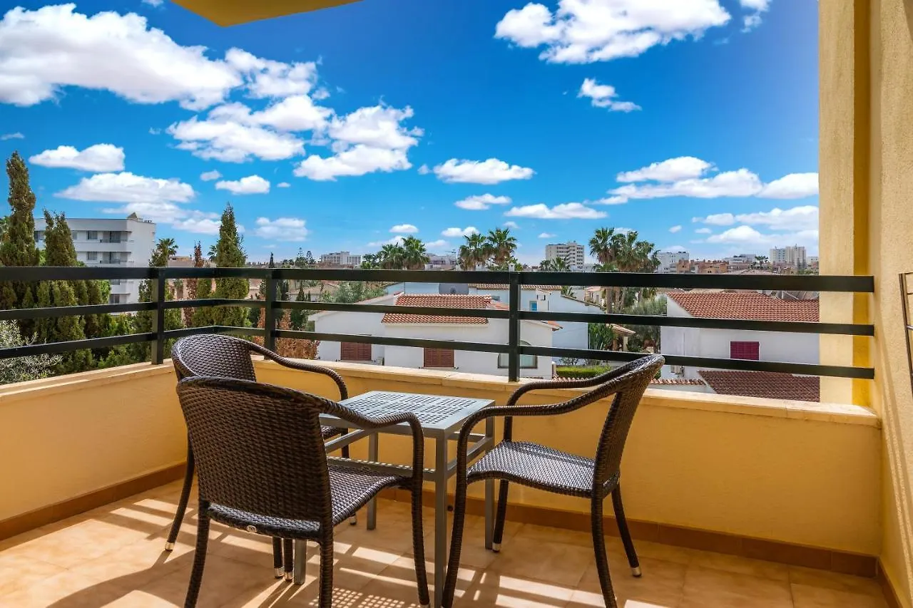 Apto Con Terraza 403 Cala Millor  Holiday home Cala Millor (Mallorca)